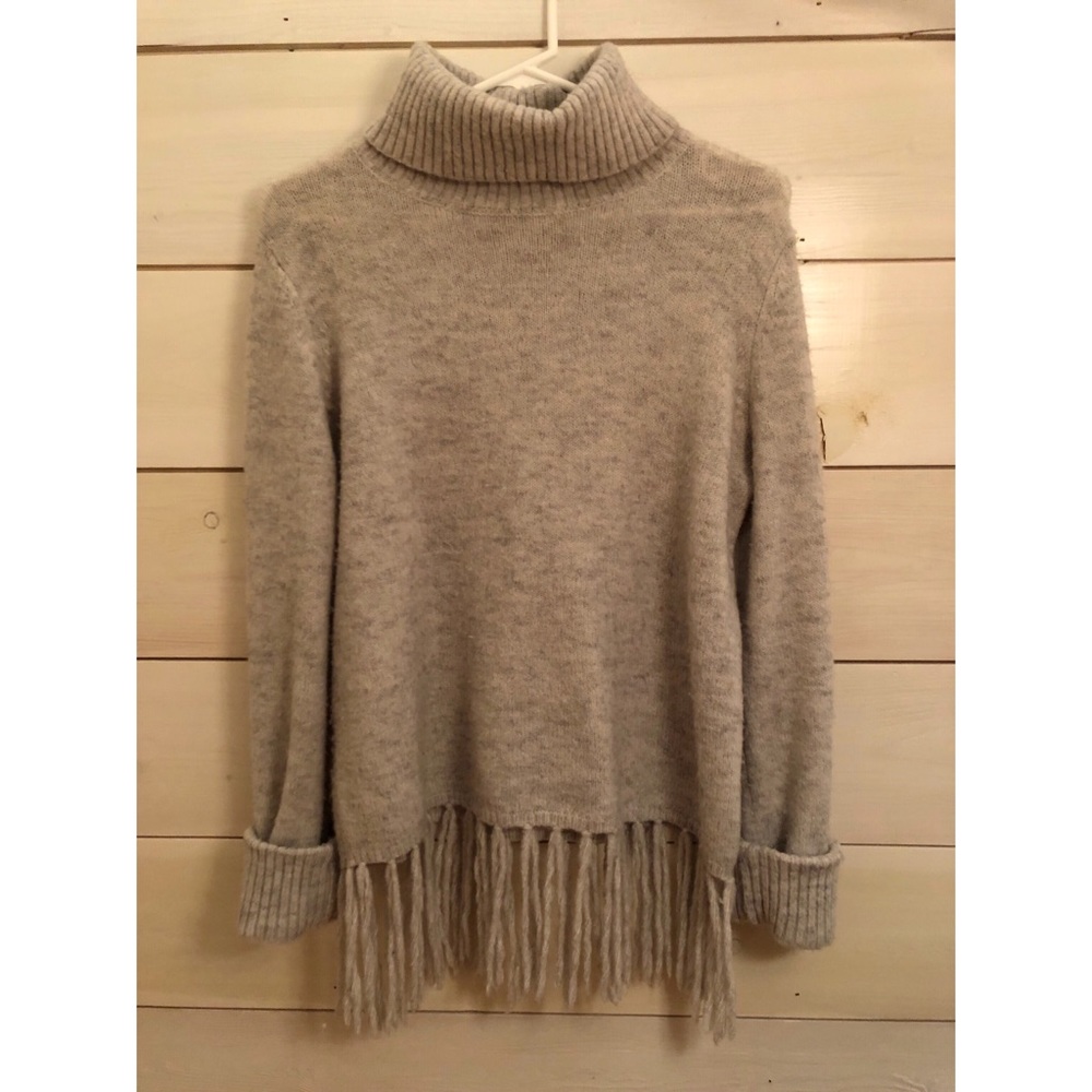 Forever 21 grey sweater